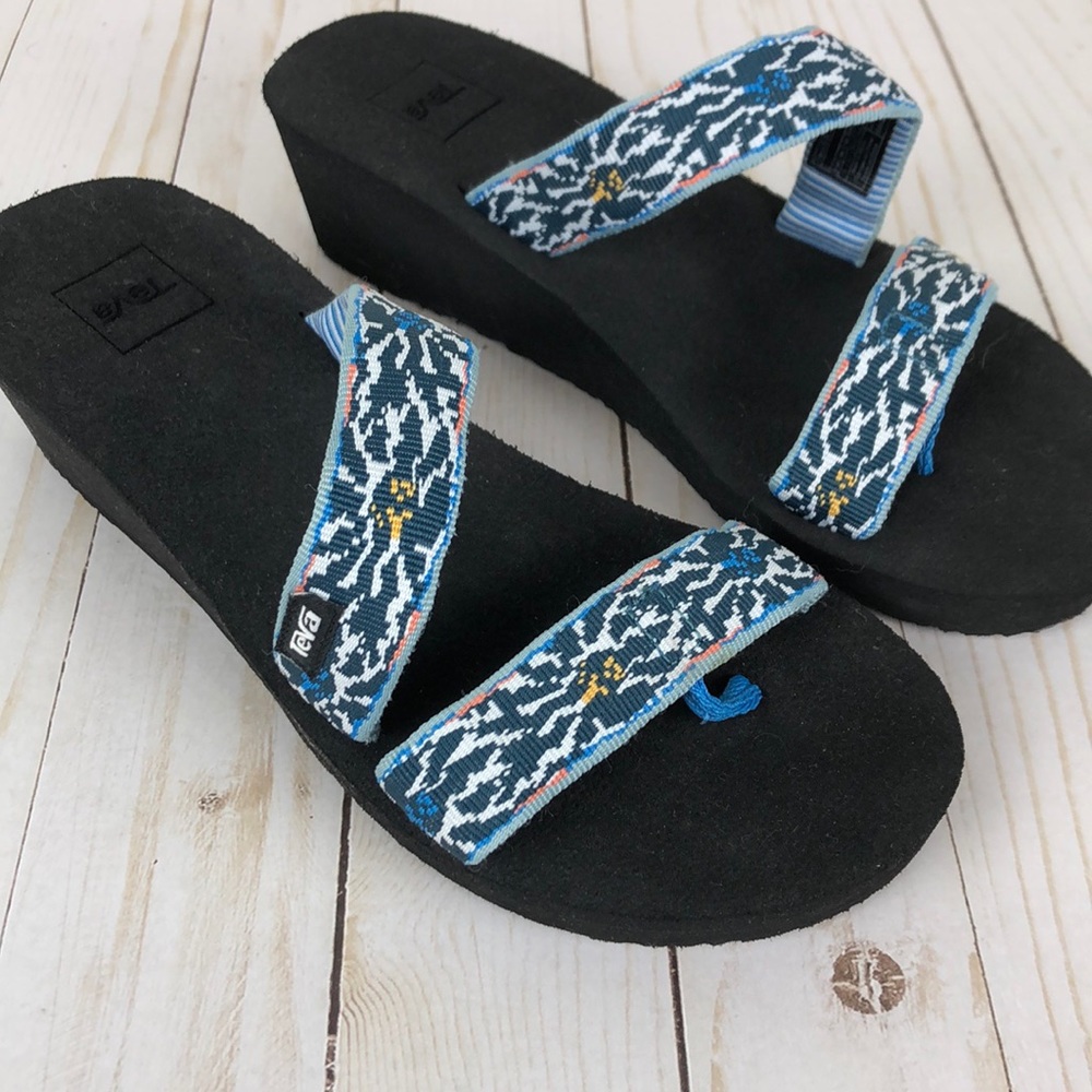 Teva Loma Black and Blue Patterned Sandals